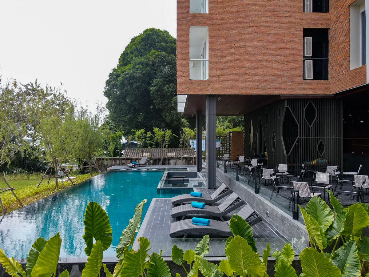 Pool area