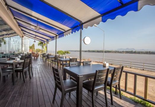 Riverside restaurant