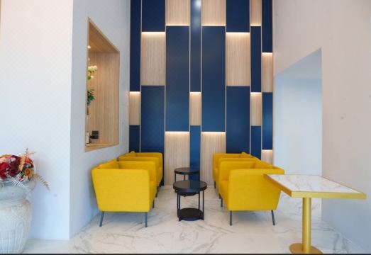 Lounge area