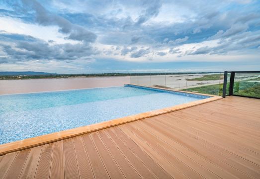 Rooftop pool